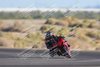 media/Nov-06-2023-Moto Forza (Mon) [[ce023d0744]]/3-Intermediate Group/Session 5 (Turn 4)/